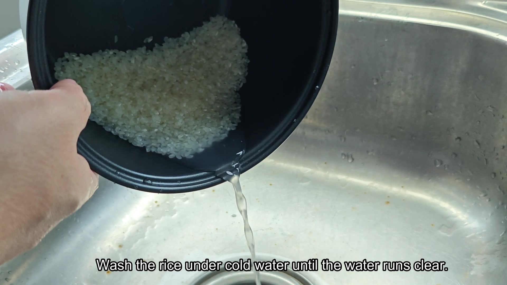 sushi-rice-in-an-aroma-cooker-is-1-1-water-ratio-actually-right-2.jpg
