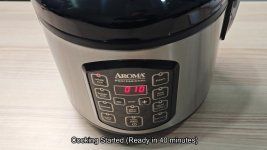 sushi-rice-in-an-aroma-cooker-is-1-1-water-ratio-actually-right-5.jpg